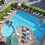 Hotel Real
